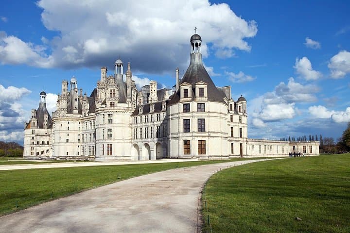 Guided Loire Valley Day Trip with Chambord, Chenonceau & Cheverny — photo 10