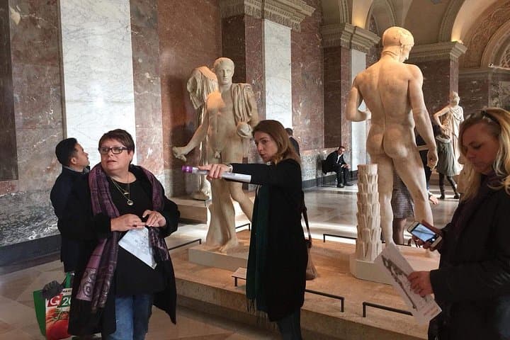 Louvre and Musee d Orsay Guided Museum Tour Semi Private 6ppl Max — photo 7