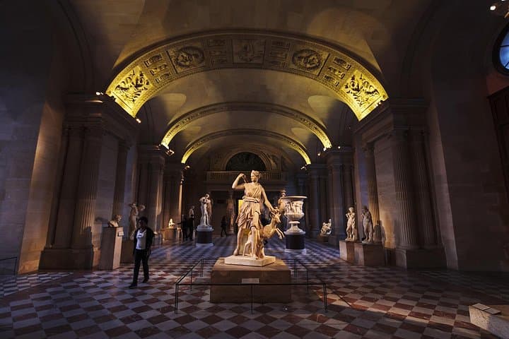 Louvre Museum - Highlights Tour with Mona Lisa — photo 16