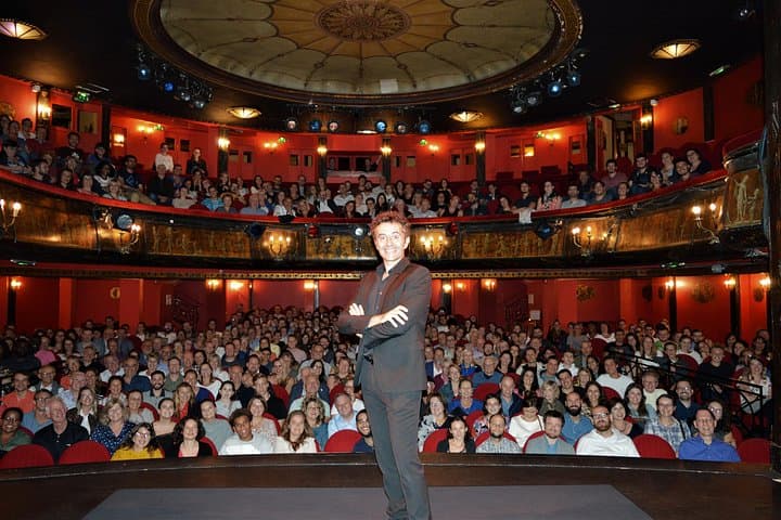 Paris night out : Comedy in English 'How to Become a Parisian ?' — photo 13