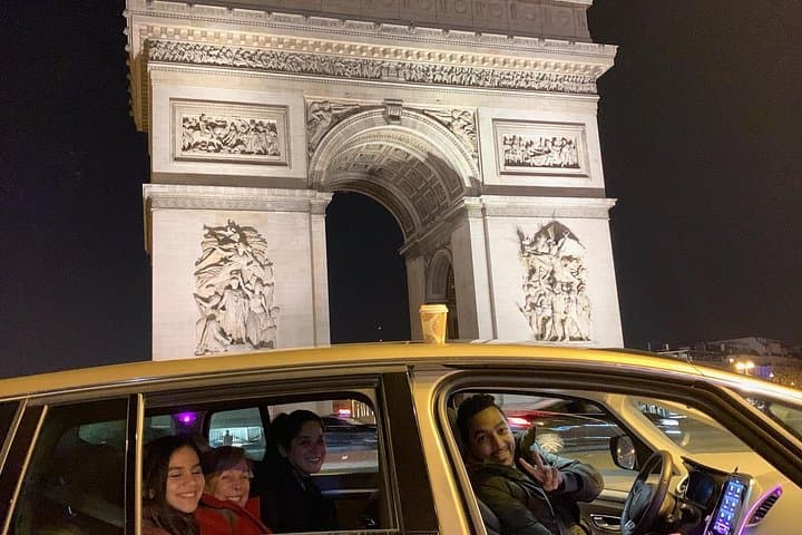 Paris Private and Customized Tour with Driver-Guide for Layovers — photo 3
