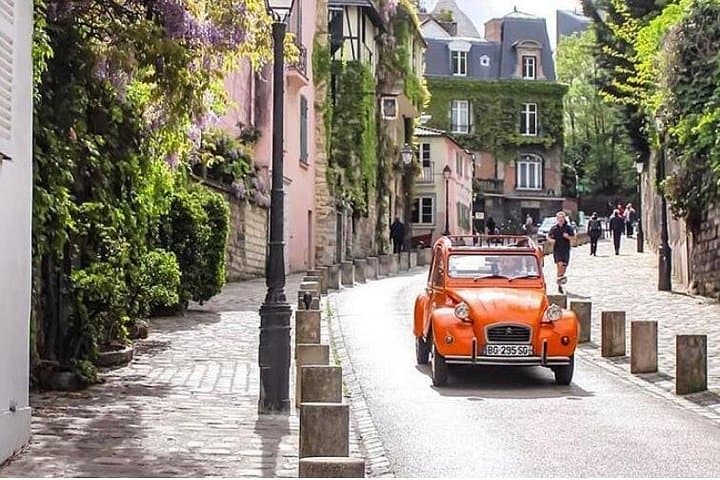Vintage 2CV Adventure: 3-Hour Paris Secrets Tour — photo 1