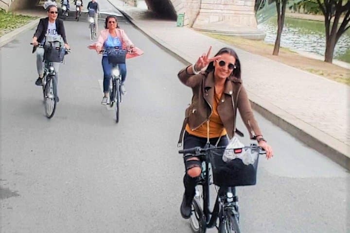 Paris: Charming Nooks and Crannies Bike Tour — photo 4