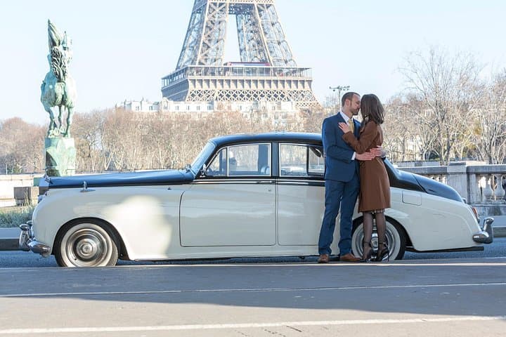 Paris Picturesque Romanic Luxury Vintage Rolls Royce Tour — photo 2