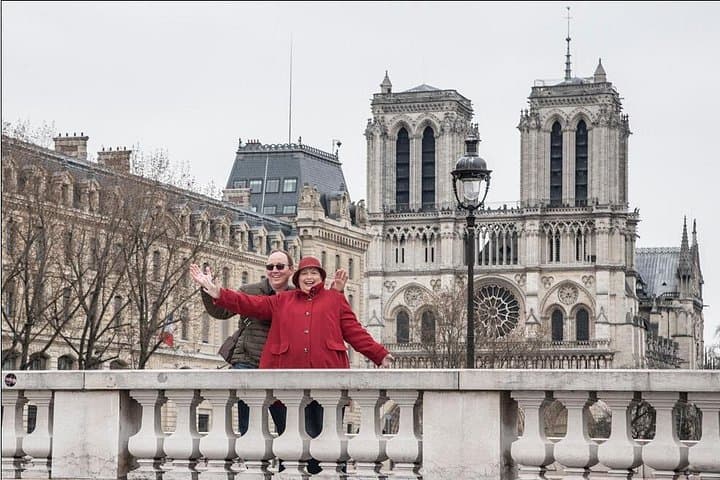 Paris Private Walking Tour with a Personal Photographer — photo 2