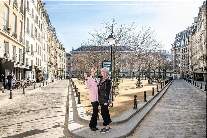 Paris Private Walking Tour with a Personal Photographer — photo 3