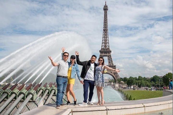 Paris Private Walking Tour with a Personal Photographer — photo 5