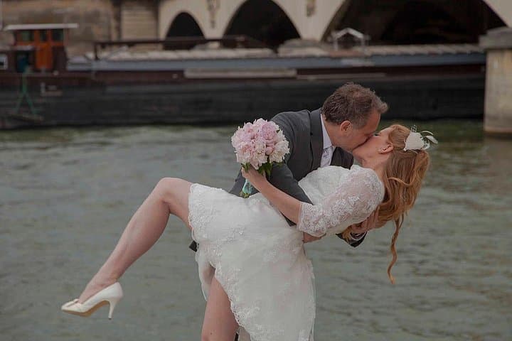 Paris Eiffel Tower Wedding Vows Renewal Ceremony with Photo Shoot — photo 4