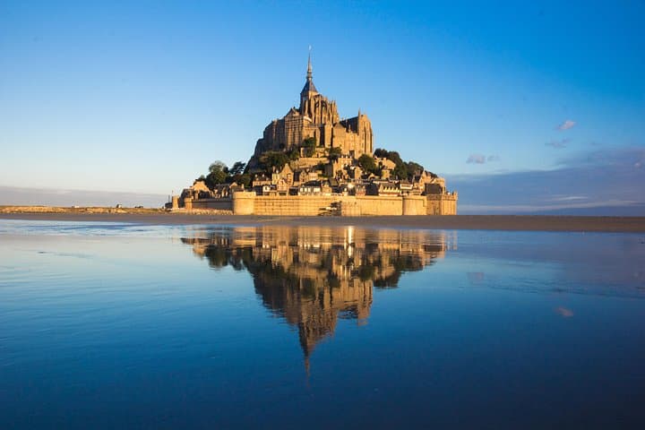 Mont Saint Michel Guided Day Trip with Abbey Entry from Paris — photo 7