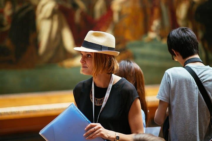 Louvre Museum Guided Tour — photo 6