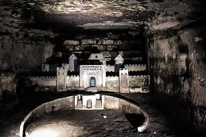 Paris Catacombs Guided Tour — photo 4