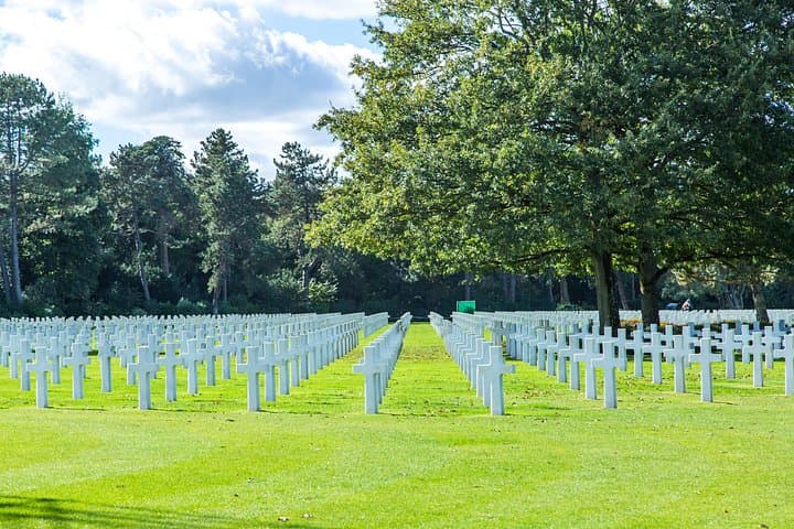 PRIVATE D-Day Beaches Omaha, Pointe du Hoc Day Trip from Paris — photo 1