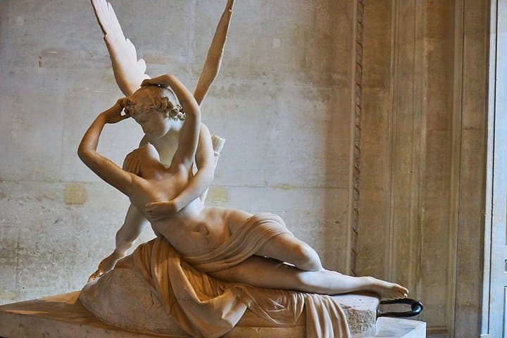 Louvre Private Tour With Hotel Pickup — photo 8
