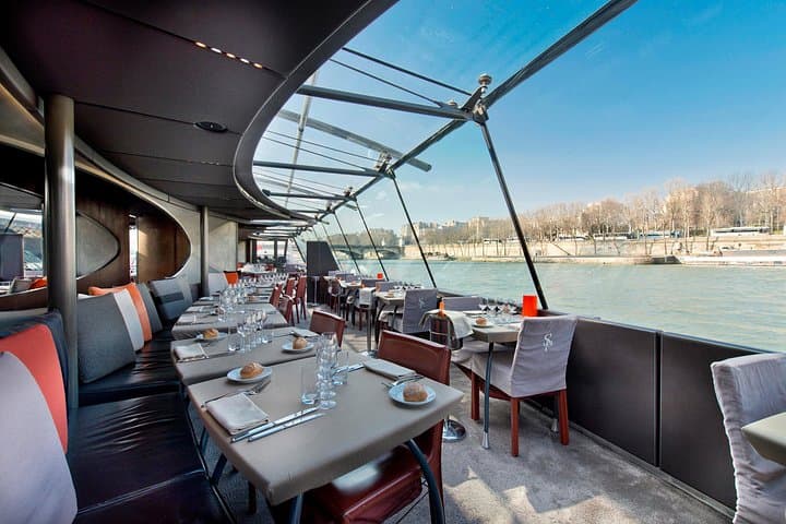 Seine River Christmas Cruise Lunch or Dinner by Bateaux Parisiens — photo 5