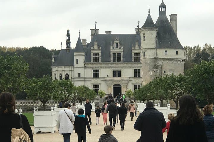 Small-Group Loire Valley: Chambord, Chenonceau, lunch in Amboise — photo 4