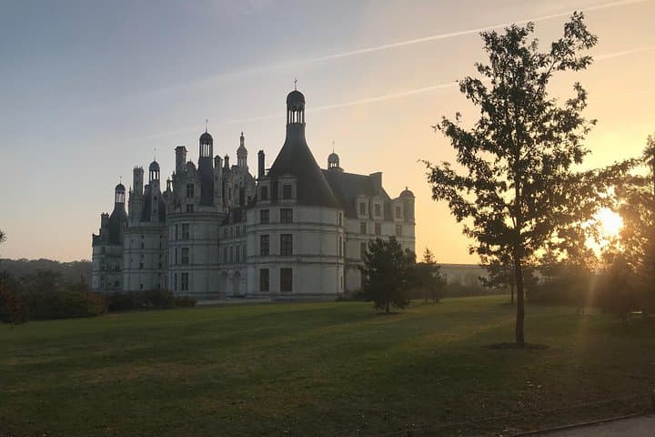 Small-Group Loire Valley: Chambord, Chenonceau, lunch in Amboise — photo 2