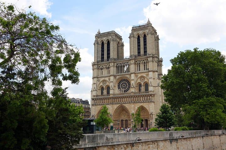 Notre-Dame Tour with Access to the Cathedral — photo 9