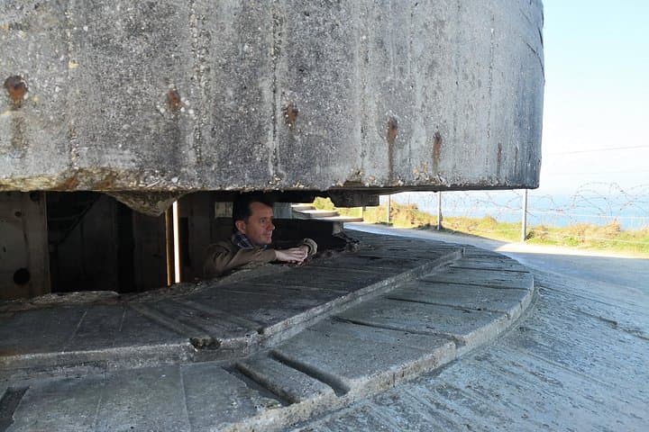 Pointe du Hoc,Omaha Beach, American Cemetery - Day trip from Paris to Normandy — photo 9