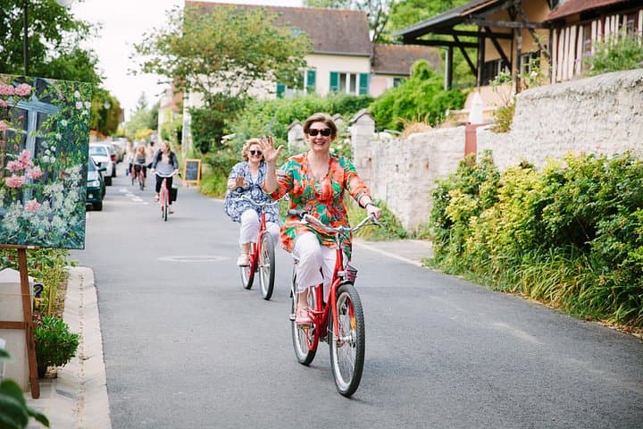 From Paris: Monet Gardens & Giverny Bike or E-Bike Tour — photo 2