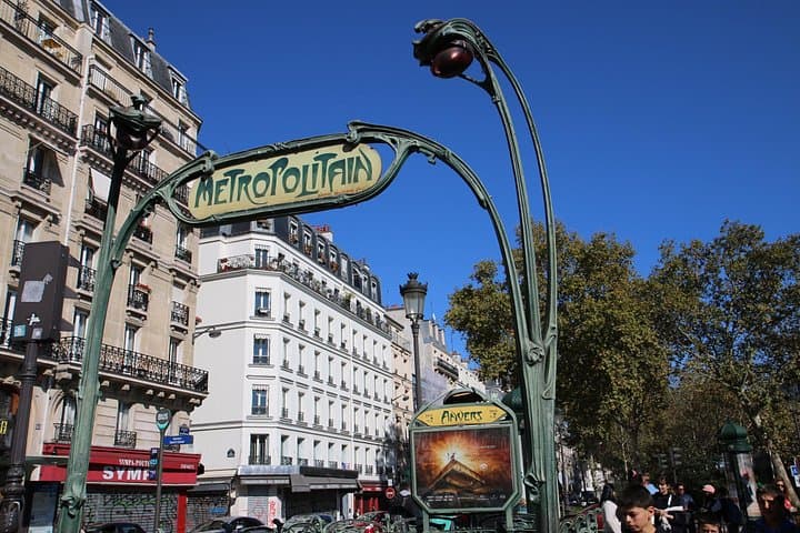Paris 10+ Sights: Montmartre & Sacré-Coeur Walking Tour — photo 16