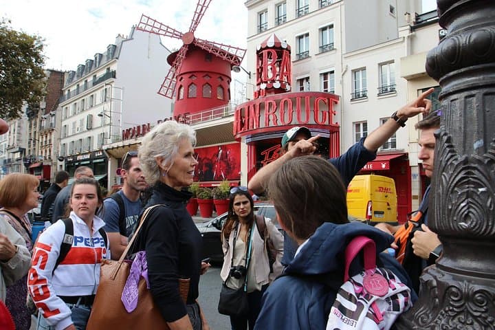 Paris 10+ Sights: Montmartre & Sacré-Coeur Walking Tour — photo 18