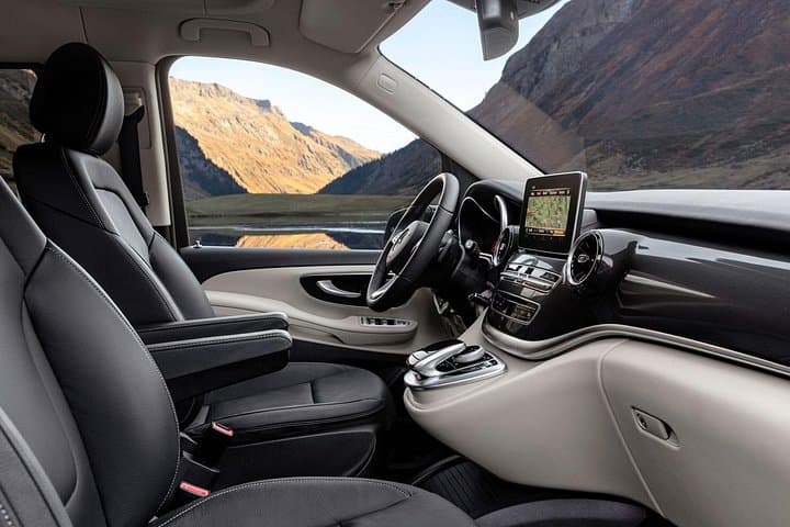 Paris Private Airport Transfer: CDG or Orly – Business Van — photo 14