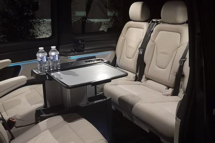 Paris Private Airport Transfer: CDG or Orly – Business Van — photo 7