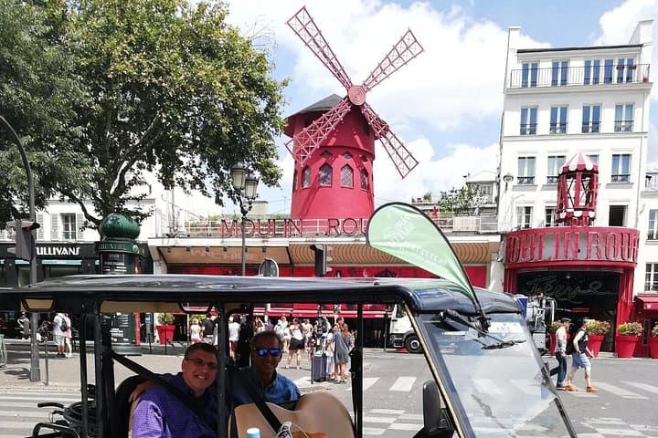 Discover Paris in electric golf carts — photo 5
