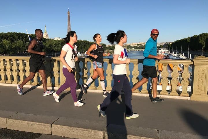 Sunrise Run & Sightseeing in Paris — photo 1