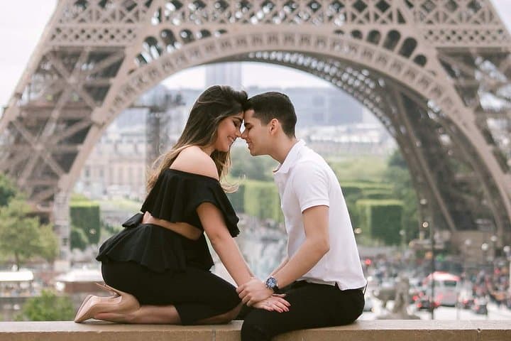 Paris Eiffel Tower Photoshoot Professional Photographer Private — photo 1