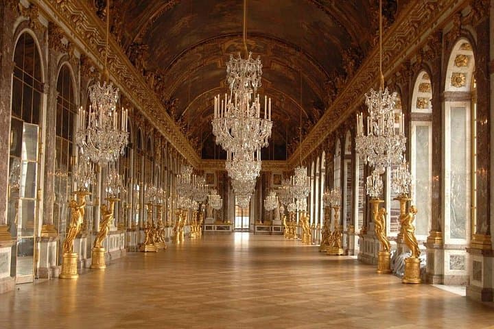 Versailles Private Day Excursion with Palace, Gardens & Trianon — photo 6