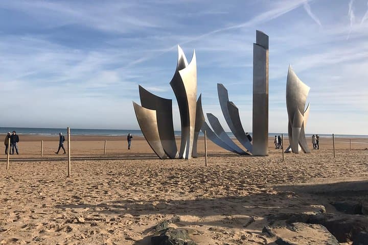 Normandy D-Day Landing Beaches Small-Group Day Trip from Paris — photo 10