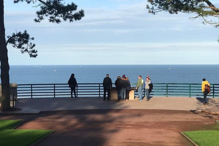 Normandy D-Day Landing Beaches Small-Group Day Trip from Paris — photo 11