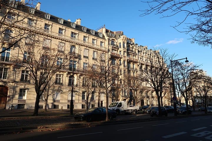 Small-Group Marché du Président Wilson Food Tour in Paris — photo 4