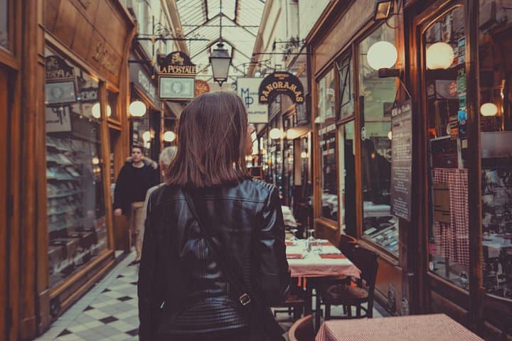 Paris Covered Passages Small-Group Walking Tour with Wine Tasting — photo 6