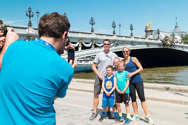 Paris Highlights Bike Tour: Eiffel Tower, Louvre and Notre-Dame — photo 7