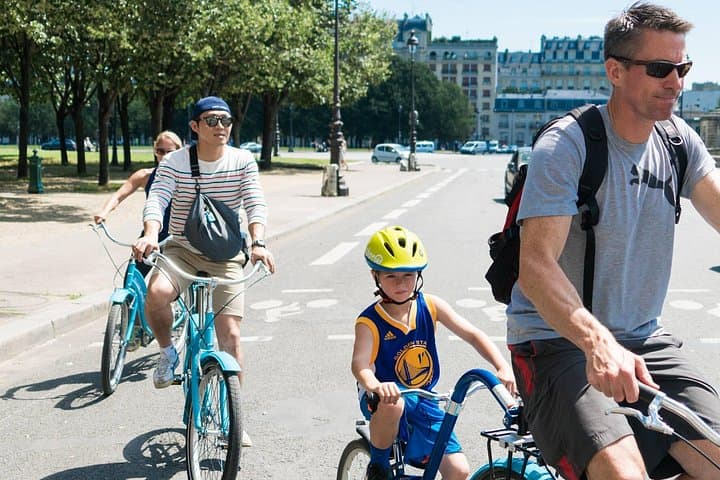 Paris Highlights Bike Tour: Eiffel Tower, Louvre and Notre-Dame — photo 11