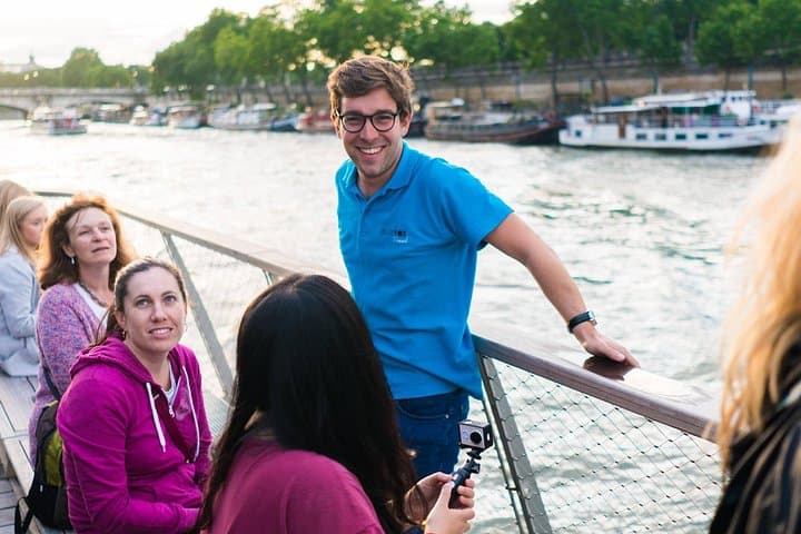 Paris Evening Bike Tour with 1-hour Seine River Cruise — photo 3