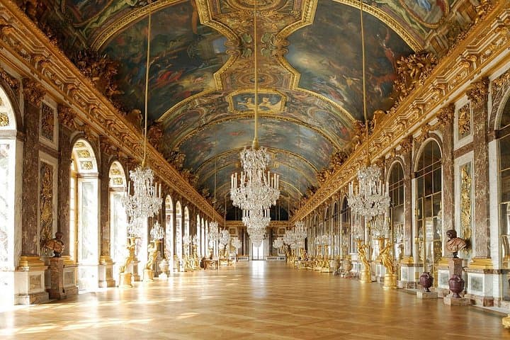 Versailles Timed Entrance Ticket and Giverny Small Group Day Trip from Paris — photo 3
