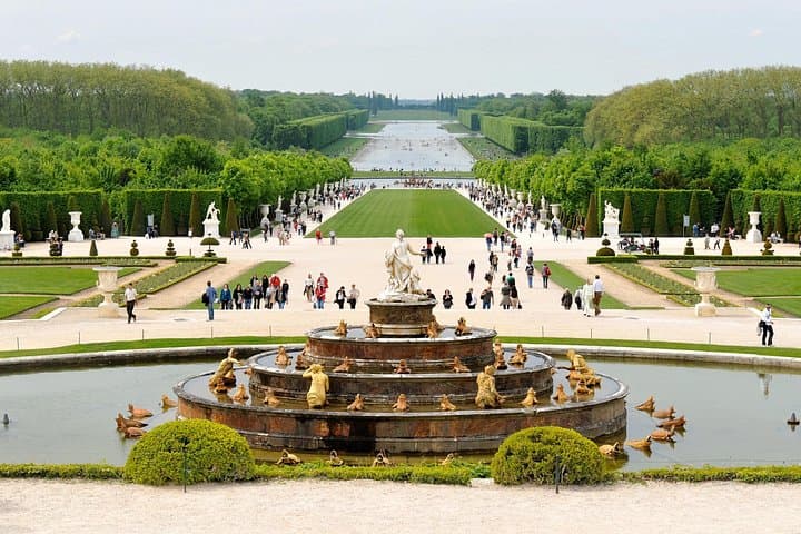 Versailles Timed Entrance Ticket and Giverny Small Group Day Trip from Paris — photo 7