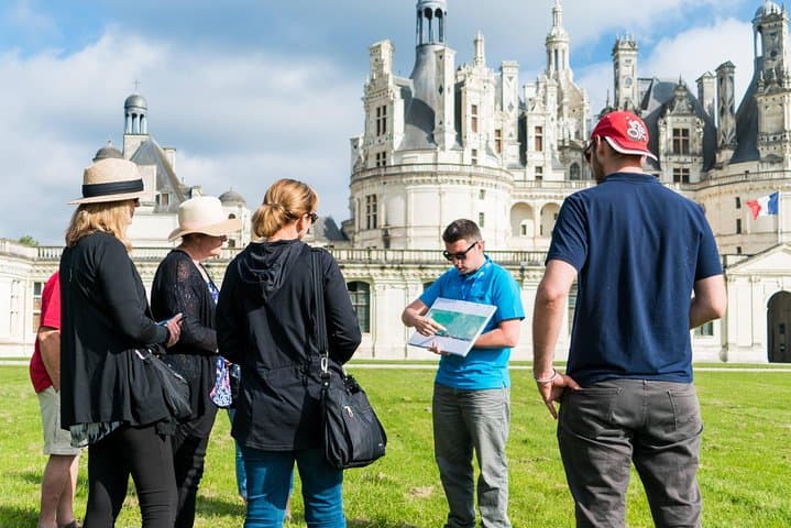 Loire Valley Wine and Castles Small-Group Day Trip from Paris — photo 2