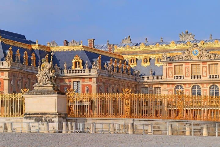 Versailles Palace Bike Tour with Market & Marie-Antoinette hamlet — photo 15