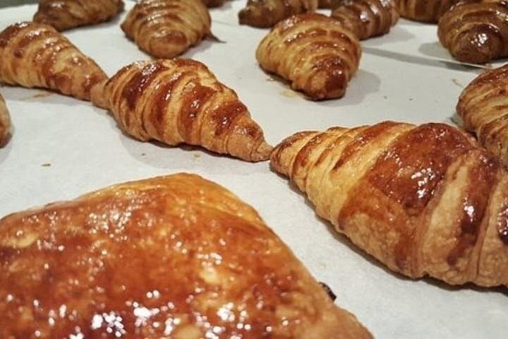 Paris Cooking Class: Chocolate Éclairs and Cream Puffs — photo 6