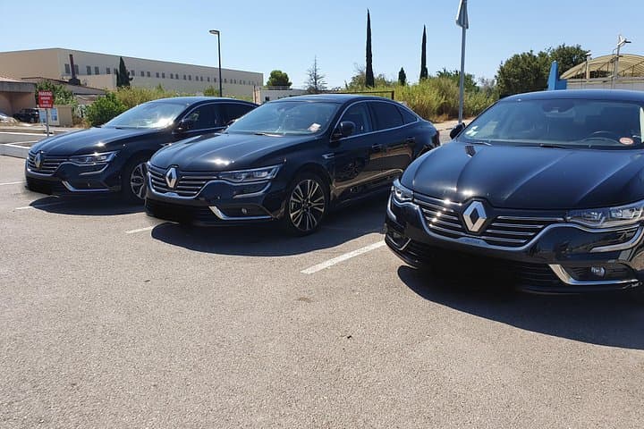 Private transfer by car: Marseille airport from or to Avignon