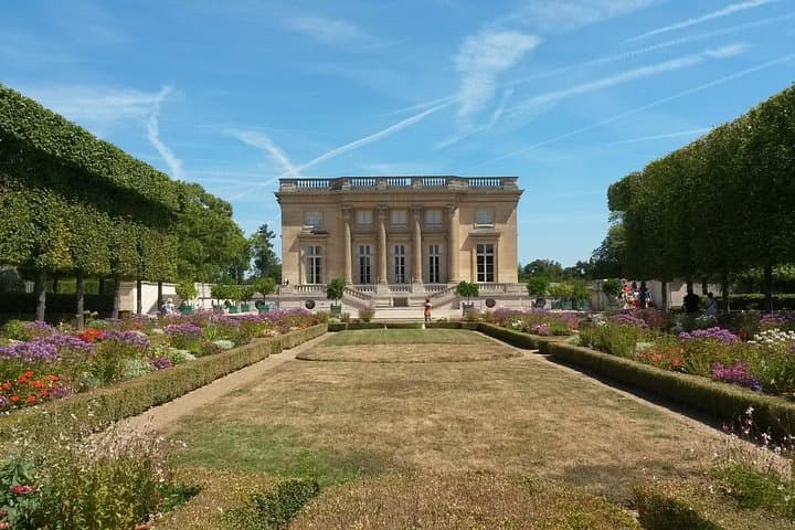 Versailles Private Day Excursion with Palace, Gardens & Trianon — photo 8