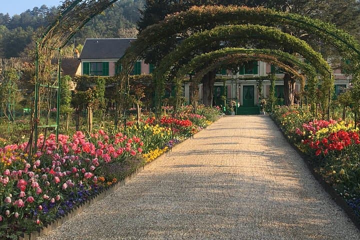 Giverny Private Trip with Monet's House, Gardens & Impressionism Museum — photo 3