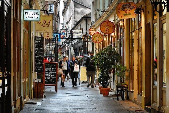 Saint-Germain The Original Chocolate Tasting Tour with Pastries and Macaron — photo 11