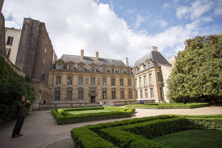 Marais self-guided audio tour: the neighborhood that has it all — photo 5