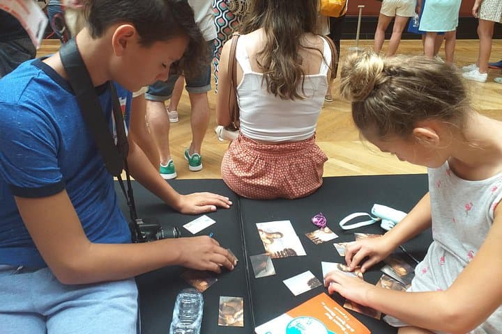 Louvre Museum Guided Family Treasure Hunt — photo 6