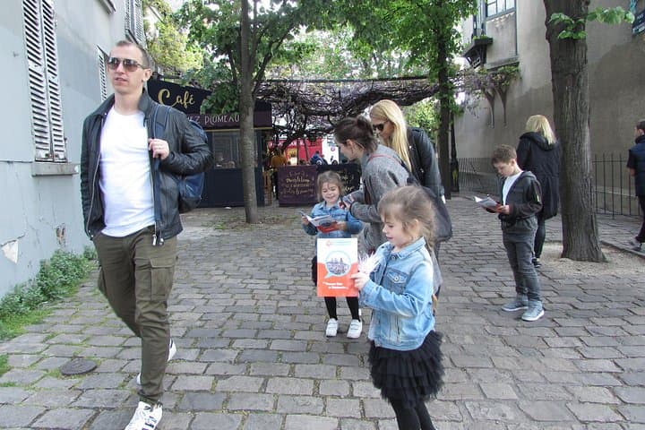 Family Treasure Hunt in Montmartre — photo 6